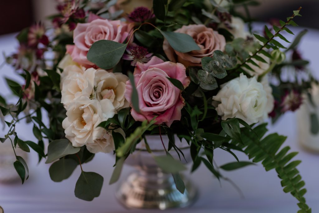 vintage and romantic garden wedding centerpiece details