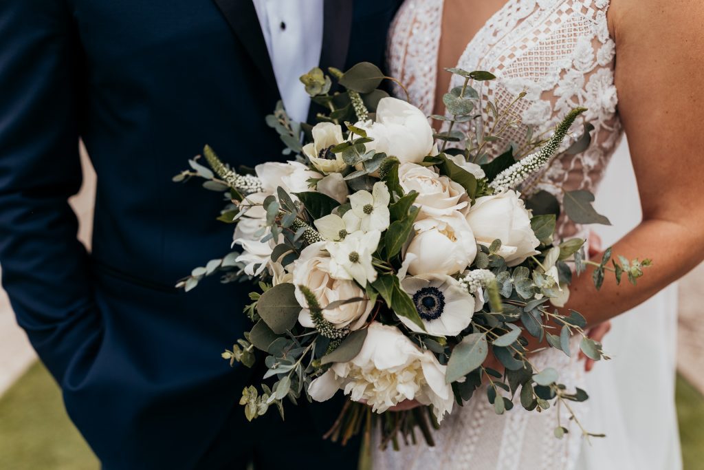 bridal bouquet details close up flowers